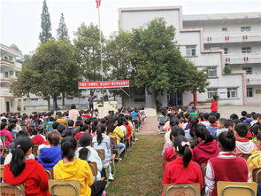 东坡区“关爱明天﹒普法先行”青少年法治宣传活动走进车辆厂小学和仁爱小学